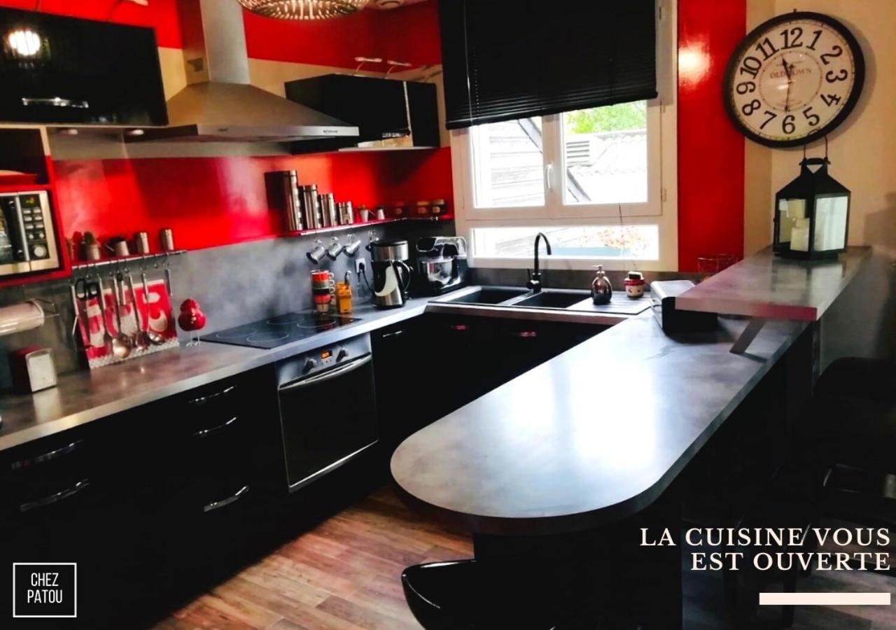 Bed and Breakfast Chez Patou Laval  Exterior foto
