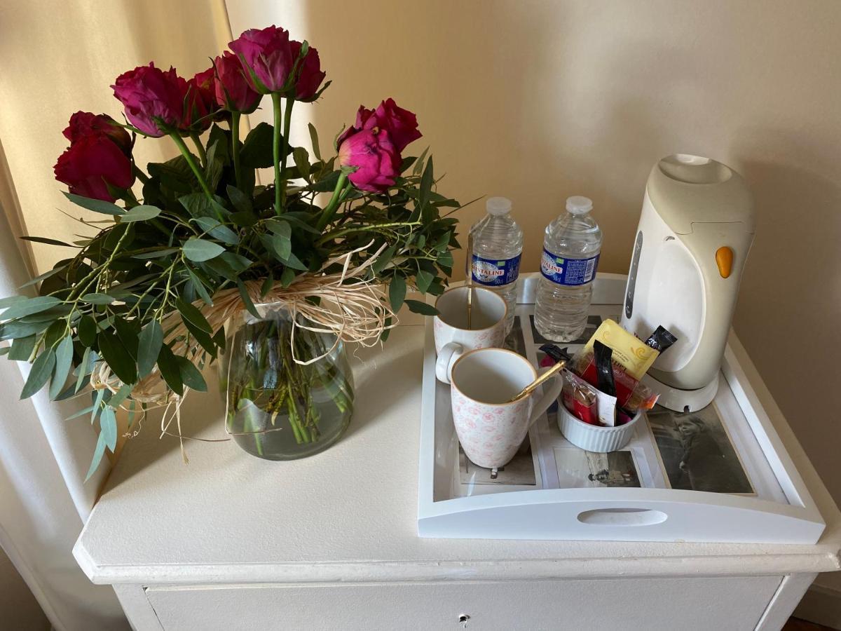 Bed and Breakfast Chez Patou Laval  Exterior foto