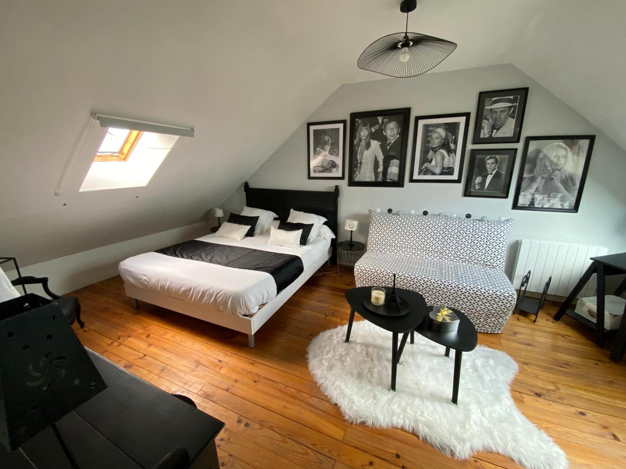 Bed and Breakfast Chez Patou Laval  Exterior foto